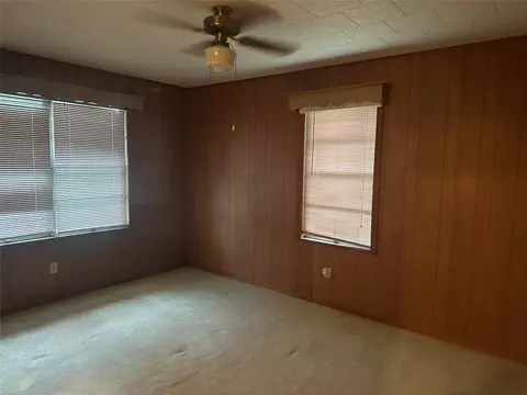 Bedroom - 297 6th St E, Markham, TX 77456 photo 2 of 3