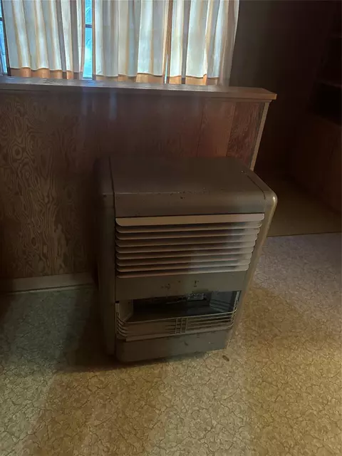 Other - 297 6th St E, Markham, TX 77456 photo 5 of 10