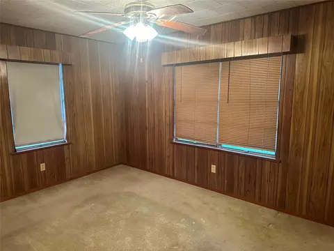 Bedroom - 297 6th St E, Markham, TX 77456 photo 1 of 3