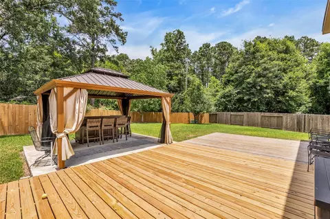 Exterior - 16718 Warbler Dr, Conroe, TX 77385 photo 6 of 11