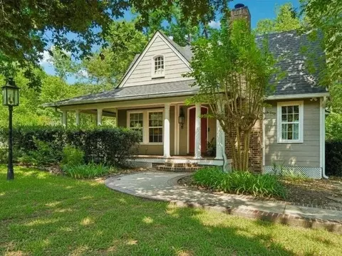 1693 Mohawk Dr, Montgomery, TX 77316