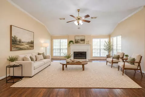 4230 Torrey Creek Ln, Houston, TX 77014