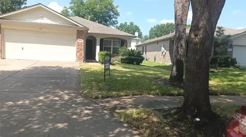 10215 Peridot Cove Cv, Houston, TX 77095