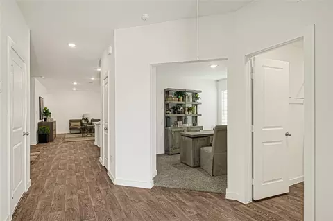 Entry Way - 2639 Sunset Bluff Ln, Rosenberg, TX 77471 photo 1 of 5