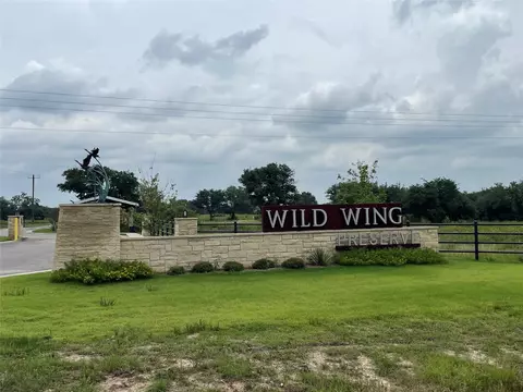 501 Pintail Ln, Columbus, TX 78934
