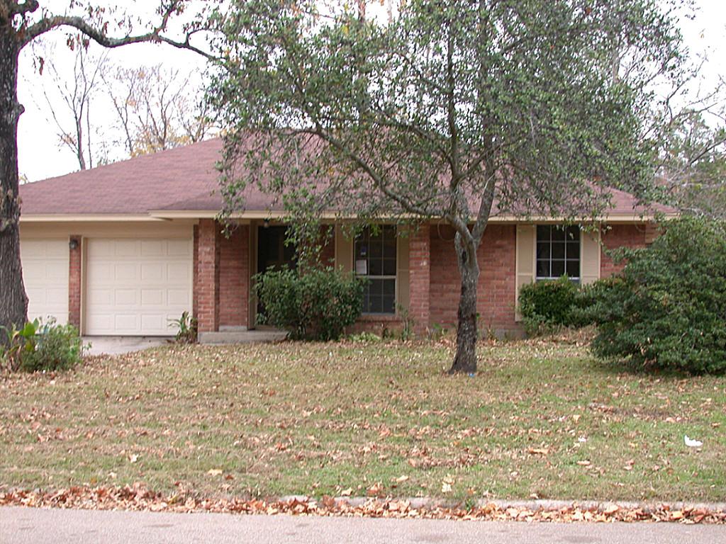 608 Hildred Ave, Conroe, TX 77303 photo 1