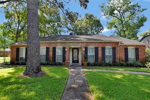 14119 Kellywood Ln, Houston, TX 77079