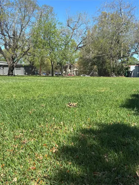0 Anacortes St, Houston, TX 77061
