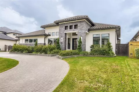 10130 Regatta Shore Dr, Sienna Plantation, TX 77459