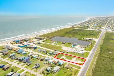 323 Ocean Ave, Surfside Beach, TX 77541