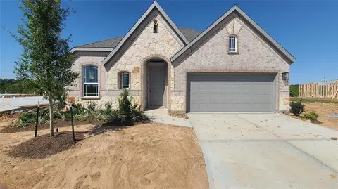 936 Chisos St, Webster, TX 77598 photo 1
