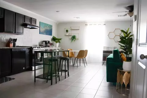 16618 E Hammon, Montgomery, TX 77316