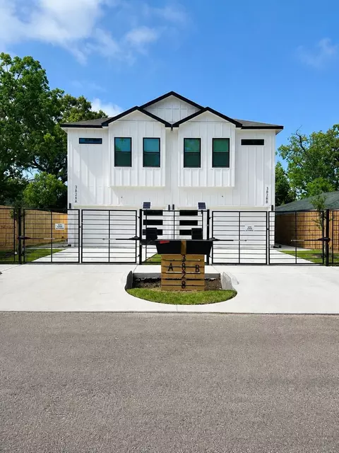 3828 Noah St #A, Houston, TX 77021