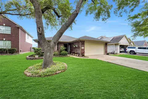 2710 Millers Falls Ct, Richmond, TX 77406
