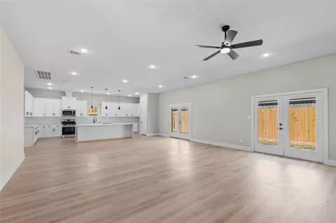 Living - 2610 Piemonte Ave, Spring, TX 77388 photo 1 of 3