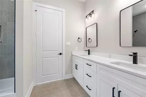 Bath - 2610 Piemonte Ave, Spring, TX 77388 photo 5 of 6