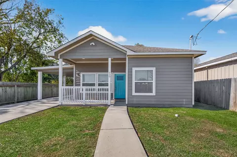 920 Kellogg St, Houston, TX 77012