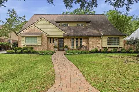 615 Lornmead Dr, Houston, TX 77024