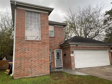 5330 Longmeadow St, Houston, TX 77033
