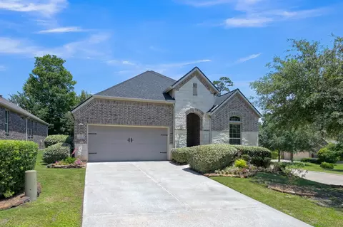 2 Muthill Cir, Conroe, TX 77304