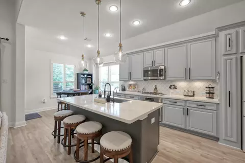 Kitchen - 2 Muthill Cir, Conroe, TX 77304 photo 1 of 3