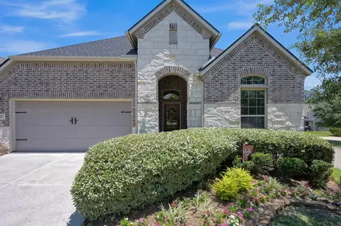 Exterior - 2 Muthill Cir, Conroe, TX 77304 photo 3 of 5