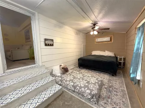 Bedroom - 161 E Waltz Ln, Trinity, TX 75862 photo 8 of 9