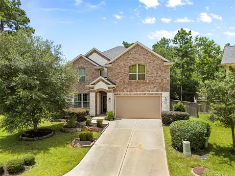 135 Teralyn Grove Loop, Willis, TX 77318