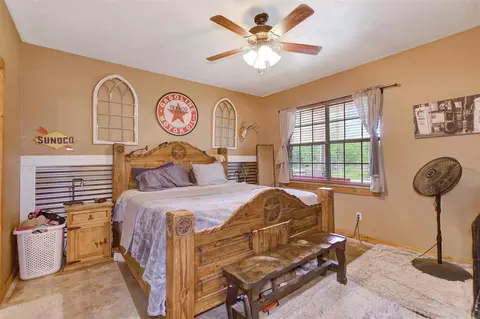 Bedroom - 12712 Nicholson Rd, Conroe, TX 77303 photo 1 of 3