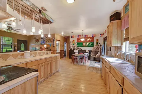 Kitchen - 12712 Nicholson Rd, Conroe, TX 77303 photo 5 of 5