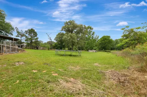 Exterior - 12712 Nicholson Rd, Conroe, TX 77303 photo 10 of 13