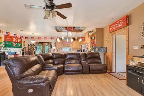 Living - 12712 Nicholson Rd, Conroe, TX 77303 photo 6 of 6