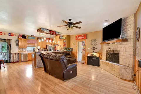 Living - 12712 Nicholson Rd, Conroe, TX 77303 photo 1 of 6