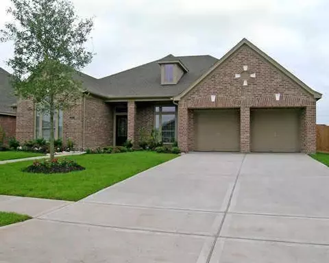 2307 Trinity Manor Ln, Richmond, TX 77469