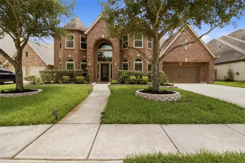 2405 Barton Shores Dr, Pearland, TX 77584
