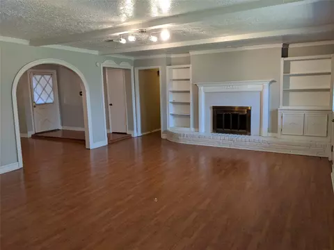 Living - 5519 Birchgate Dr, Spring, TX 77373 photo 5 of 8