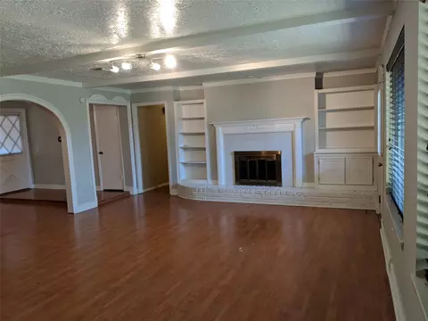 Living - 5519 Birchgate Dr, Spring, TX 77373 photo 4 of 8