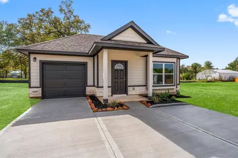 11817 E Gate Dr, Willis, TX 77318 photo 1
