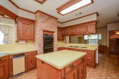 Kitchen - 16010 Mickleham Dr, Spring, TX 77379 photo 1 of 2