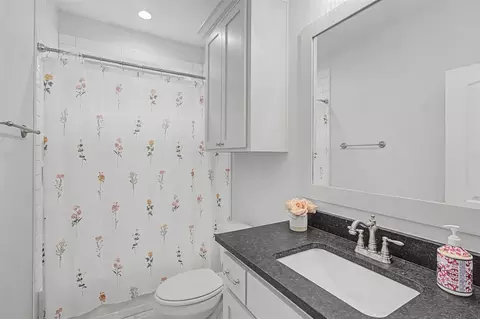 Bath - 3555 Chantilly Path, Bryan, TX 77808 photo 4 of 5