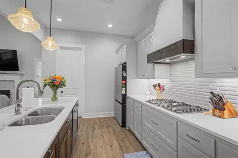 Kitchen - 3555 Chantilly Path, Bryan, TX 77808 photo 4 of 5