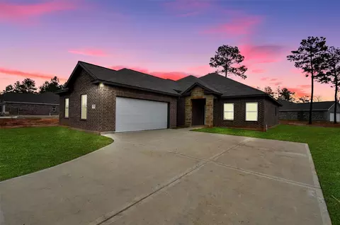 12282 N Chestnut Hills Dr, Conroe, TX 77303