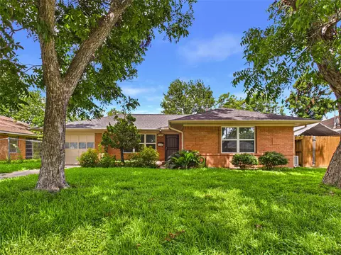 2127 Nell St, Houston, TX 77034