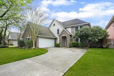 2915 Cane Field Dr, Sugar Land, TX 77479