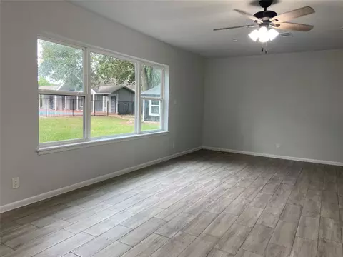 Living - 20515 Kickapoo Rd, Waller, TX 77484 photo 1 of 8
