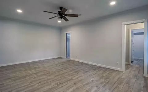 Bedroom - 20515 Kickapoo Rd, Waller, TX 77484 photo 1 of 9