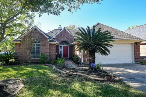 6614 Timber Square Ct, Richmond, TX 77407