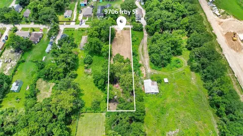 9706 Irby St, Houston, TX 77088