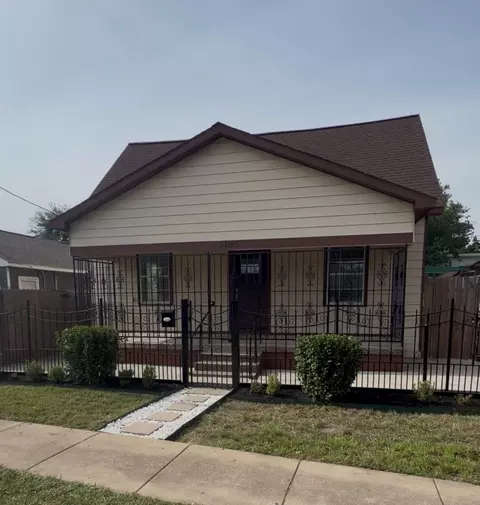 1109 Hays St, Houston, TX 77009
