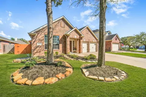 19314 Cloud Peak Dr, Tomball, TX 77377